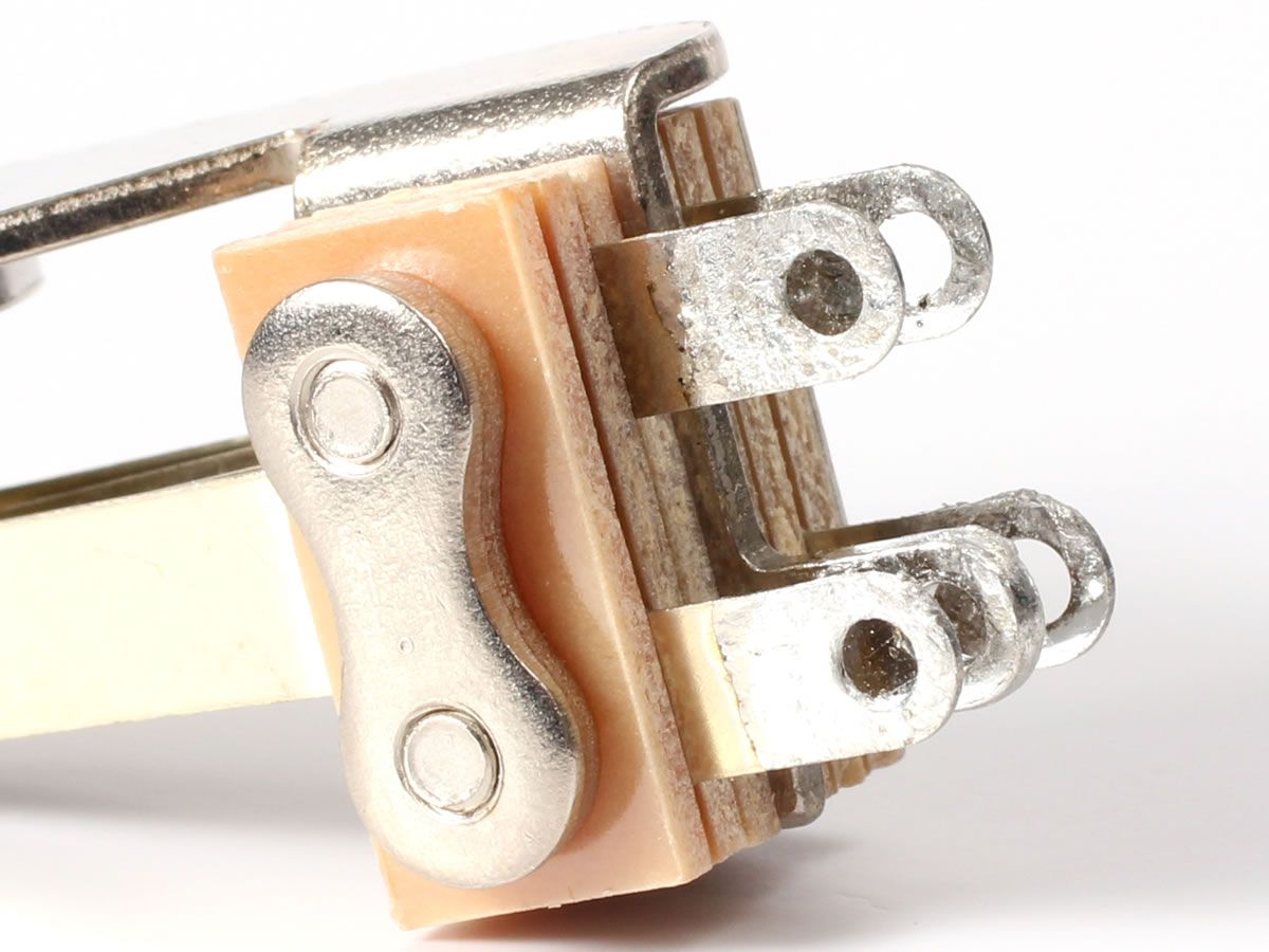 Switchcraft Toggles Have Pre-Tinned Lugs